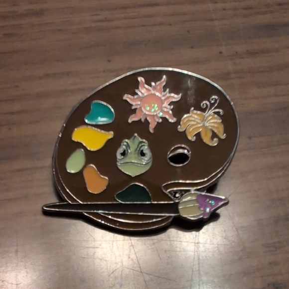 Disney Tangled Pin Collection - Picture 9 of 12